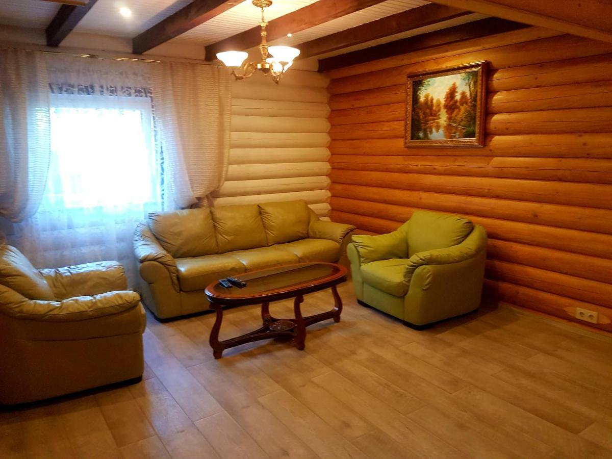 斯维季亚济Casa De Greta公寓 外观 照片